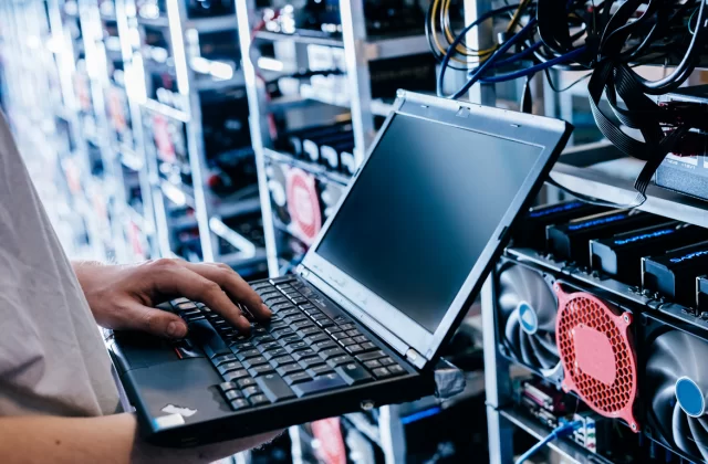 Poka-Yoke w logistyce i IT. Proste sposoby na wyeliminowanie kosztownych błędów w procesach