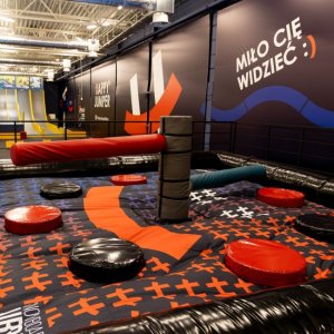 Happy Jumper Kielce (Galeria Echo)