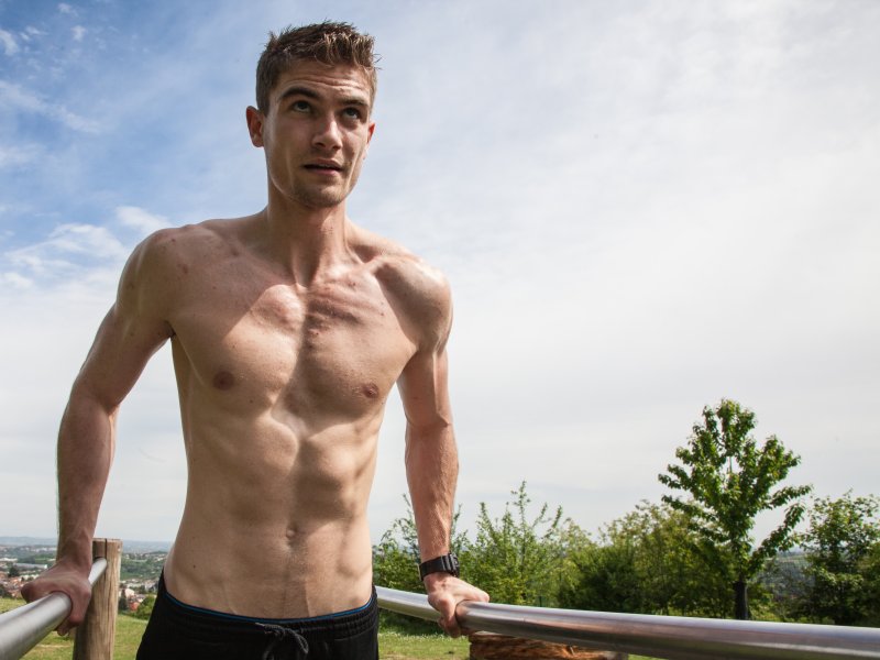 NA CZYM POLEGA TRENING KALISTENICZNY?