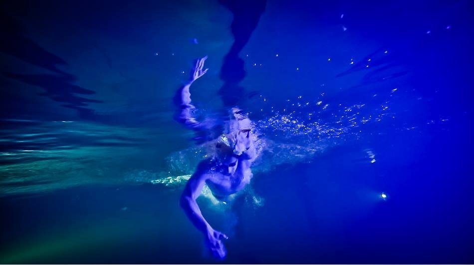 JAK PRZEPŁYNĄĆ 100 KM W OTWARTYM AKWENIE I NIE ZWARIOWAĆ?