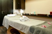 Rabat na zabiegi twarzy na manicure i pedicure