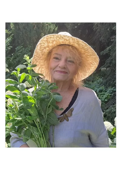 ANNA SENIUK - Księga ziół i nie tylk