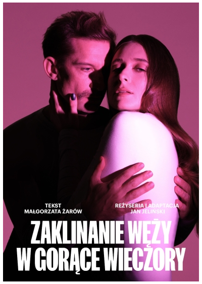 ZAKLINANIE WĘŻY W GORĄCE WIECZORY